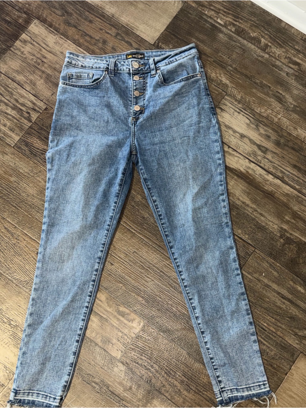 Lee High-Rise Button-Fly Women's Jeans - Light Blue Denim